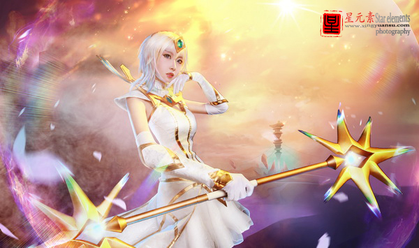 LOL英雄聯(lián)盟大元素使拉克絲cosplay正片欣賞